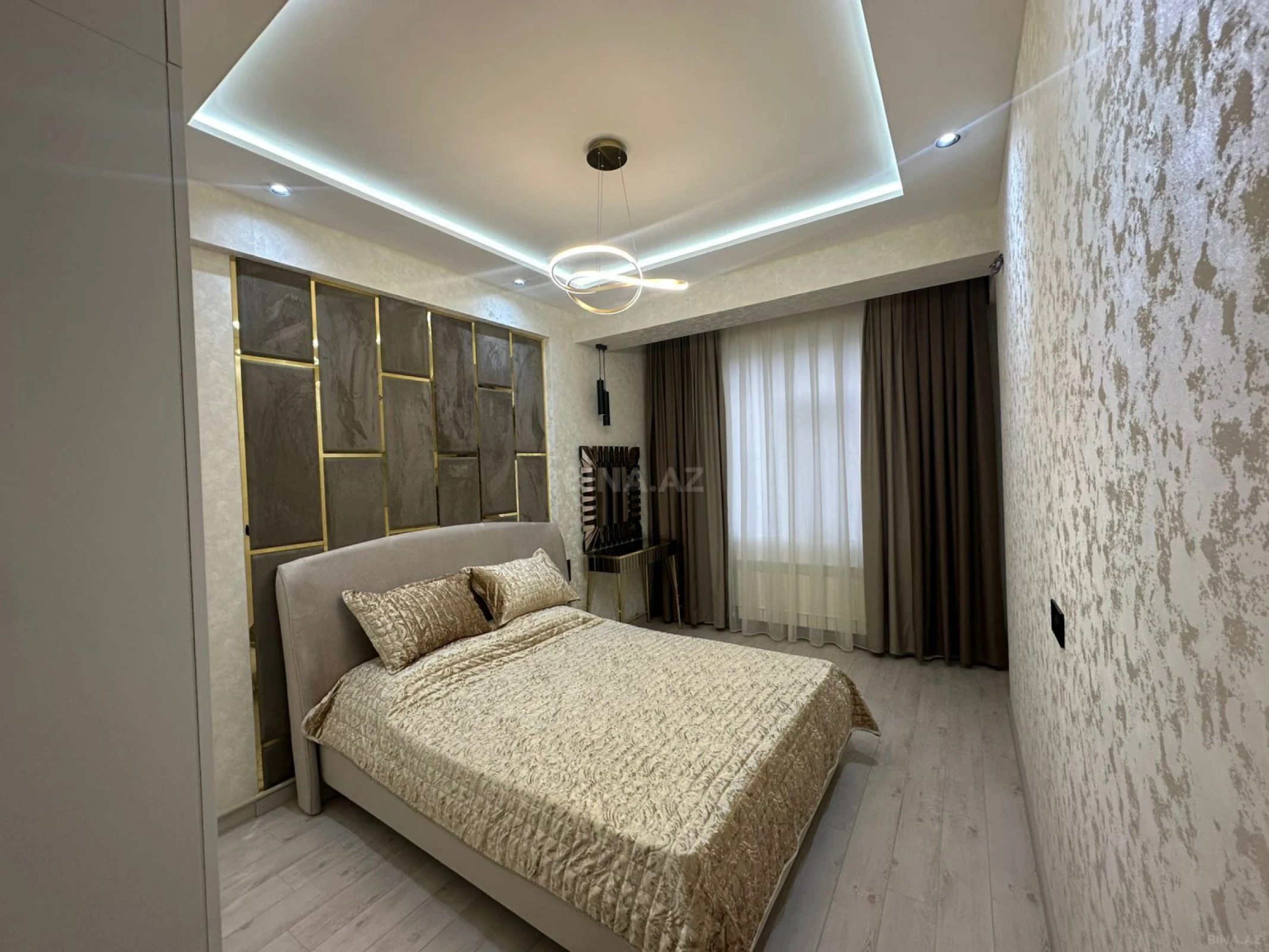 Kirayə verilir 2 otaqlı mənzil 65 m²