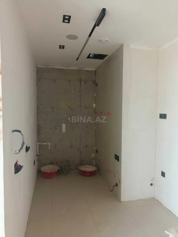 Satılır 2 otaqlı mənzil 63 m²