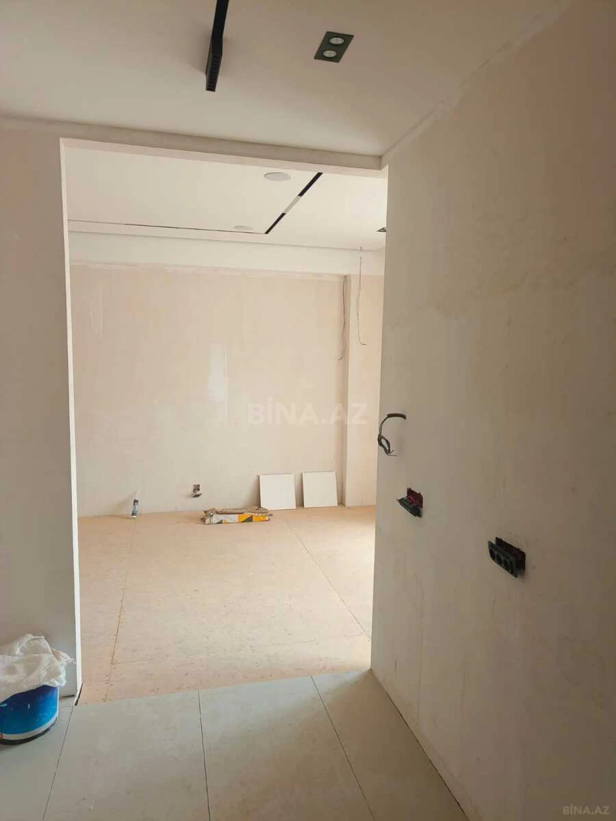 Satılır 2 otaqlı mənzil 63 m²