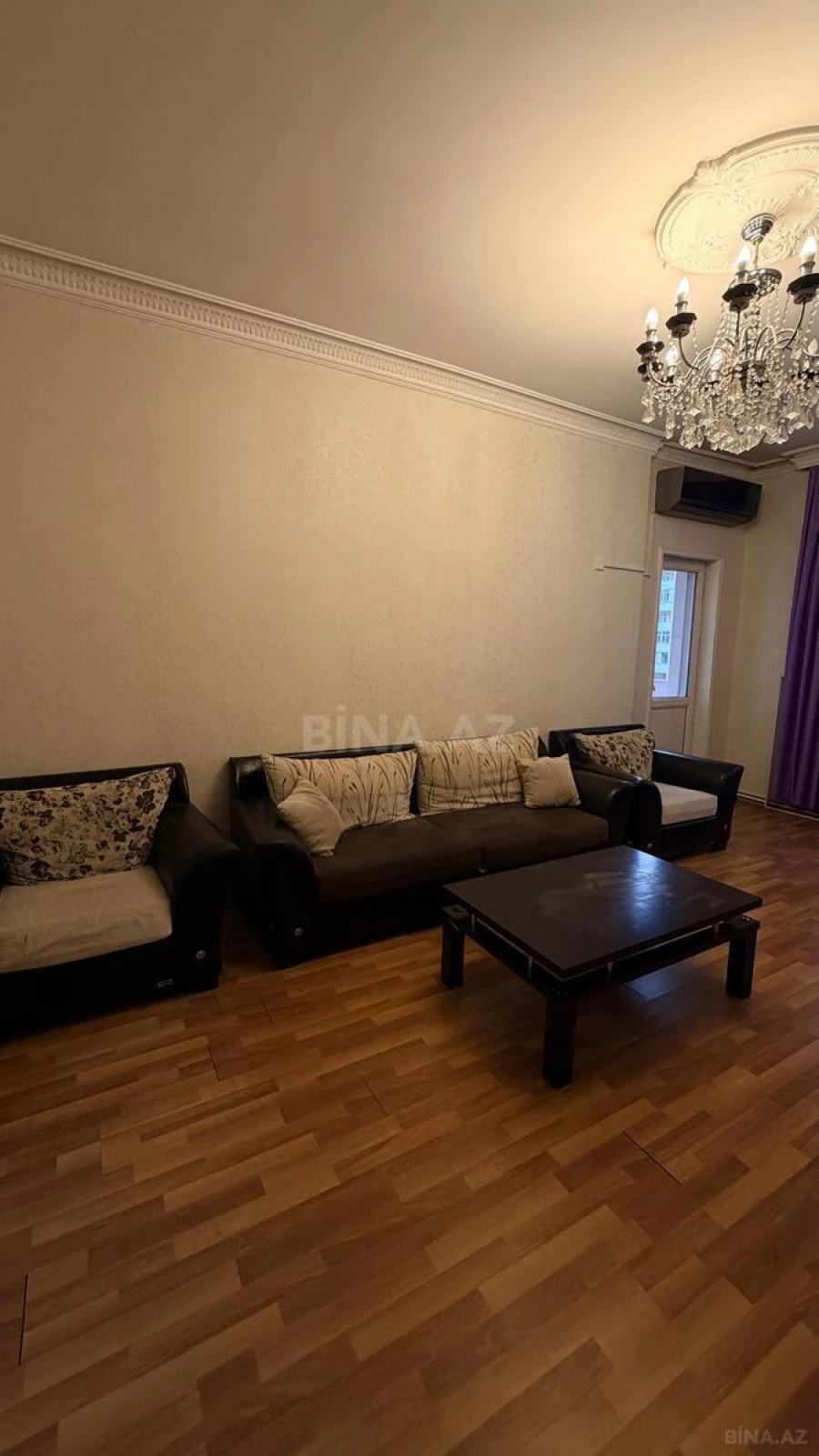 Satılır 3 otaqlı mənzil 105 m²