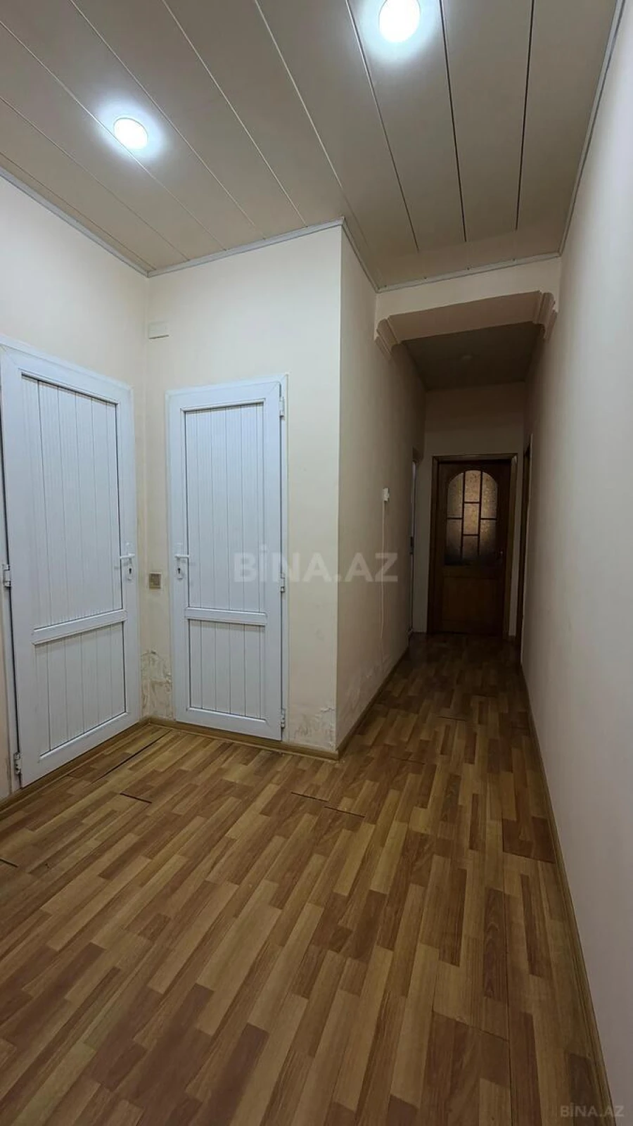 Satılır 3 otaqlı mənzil 105 m²