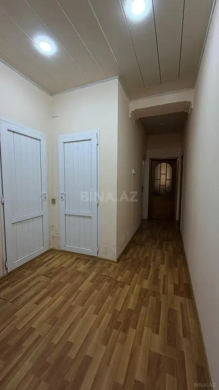 Satılır 3 otaqlı mənzil 105 m²