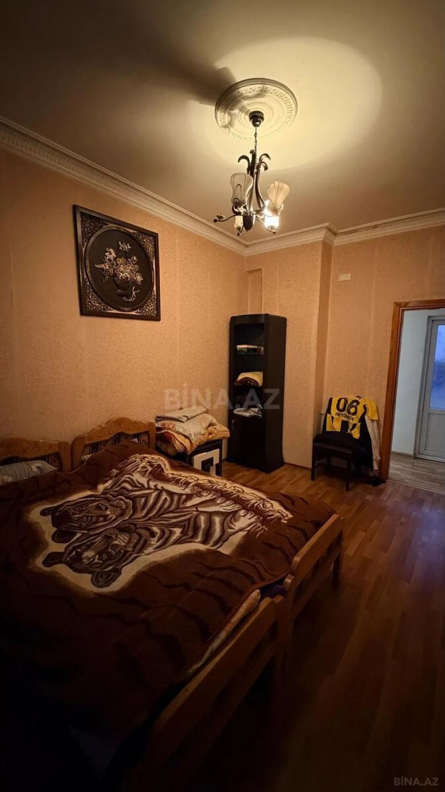 Satılır 3 otaqlı mənzil 105 m²