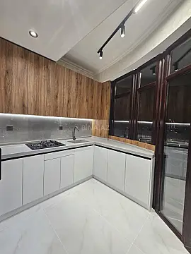 Satılır 2 otaqlı mənzil 44 m²