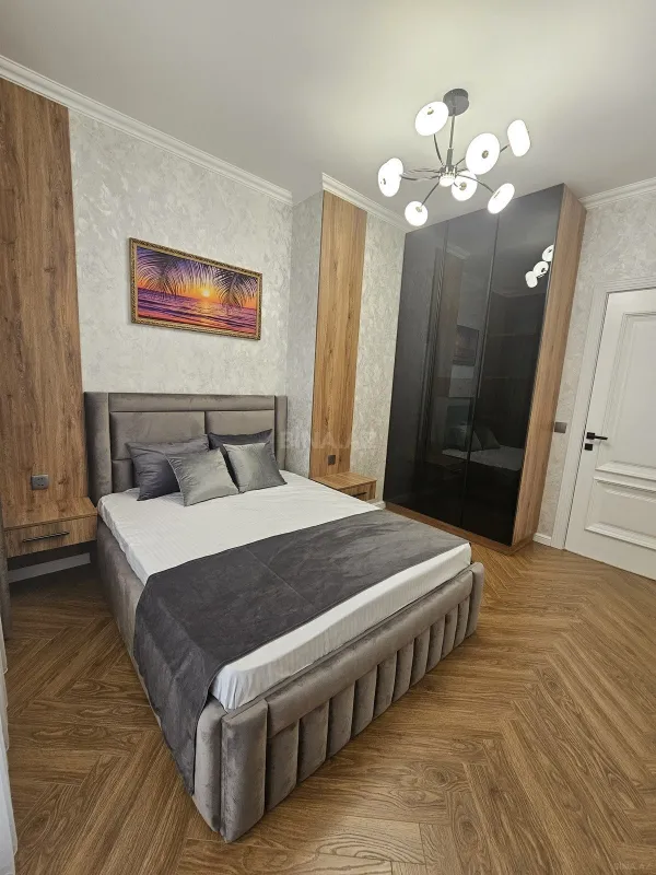 Satılır 2 otaqlı mənzil 44 m²