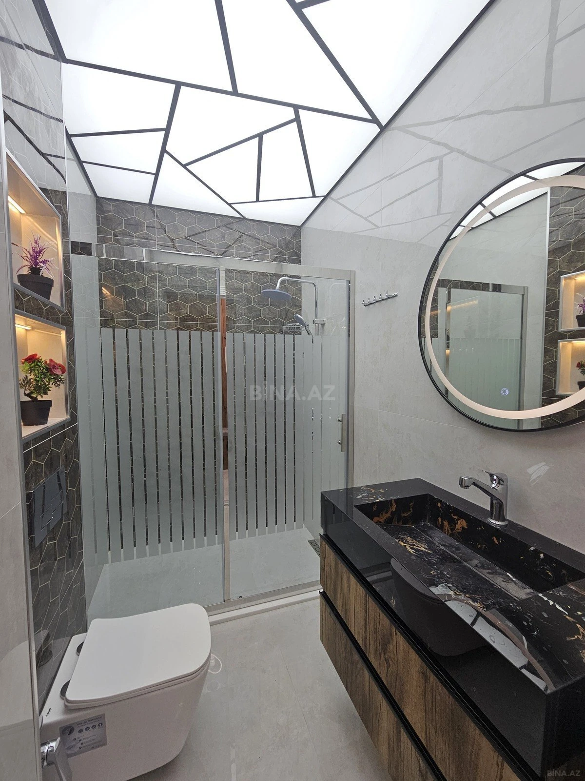 Satılır 2 otaqlı mənzil 44 m²