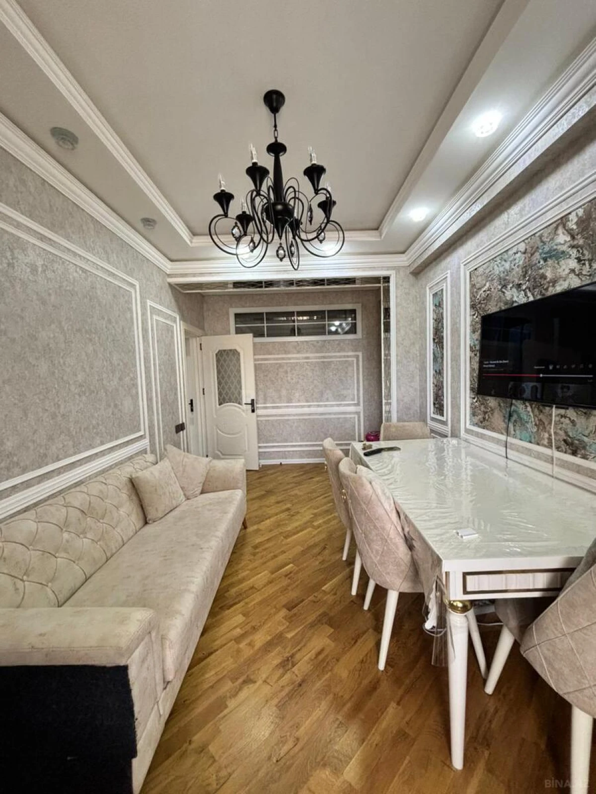 Satılır 2 otaqlı mənzil 70 m²