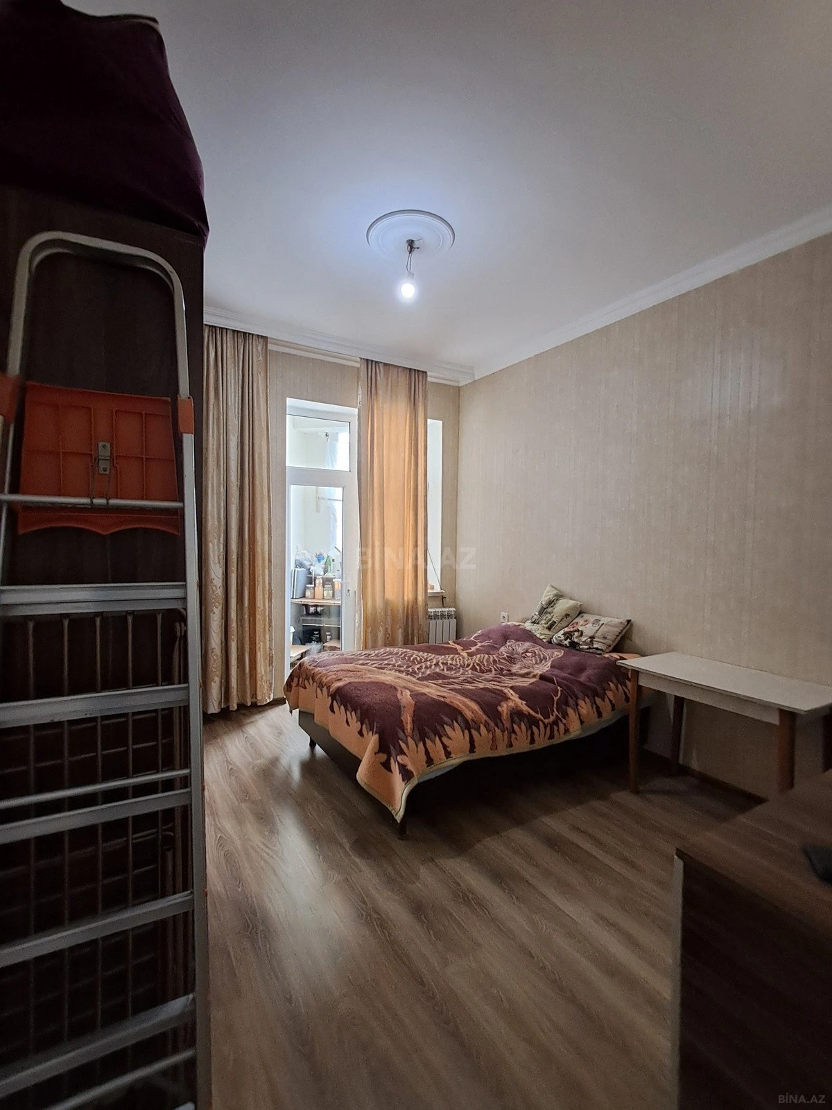 Satılır 2 otaqlı mənzil 54 m²