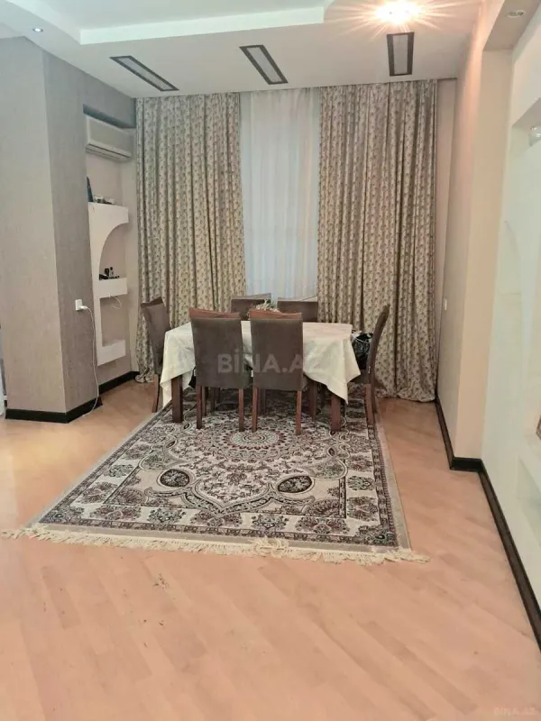 Satılır 2 otaqlı mənzil 99 m²