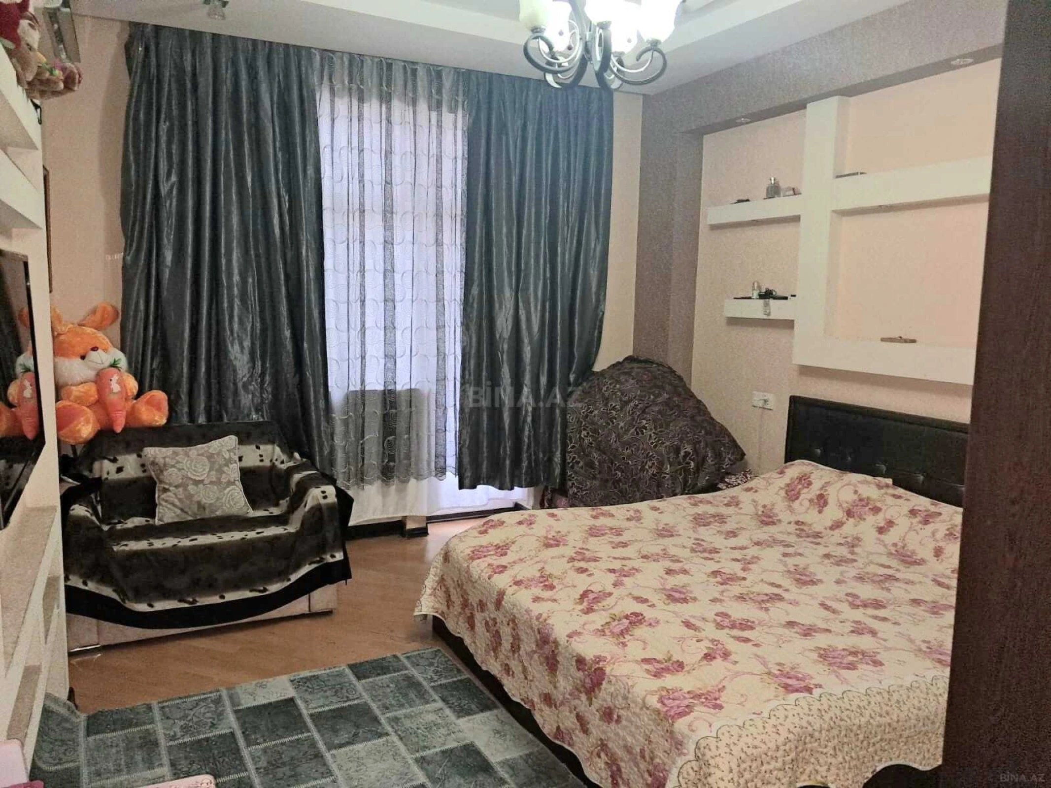 Satılır 2 otaqlı mənzil 99 m²