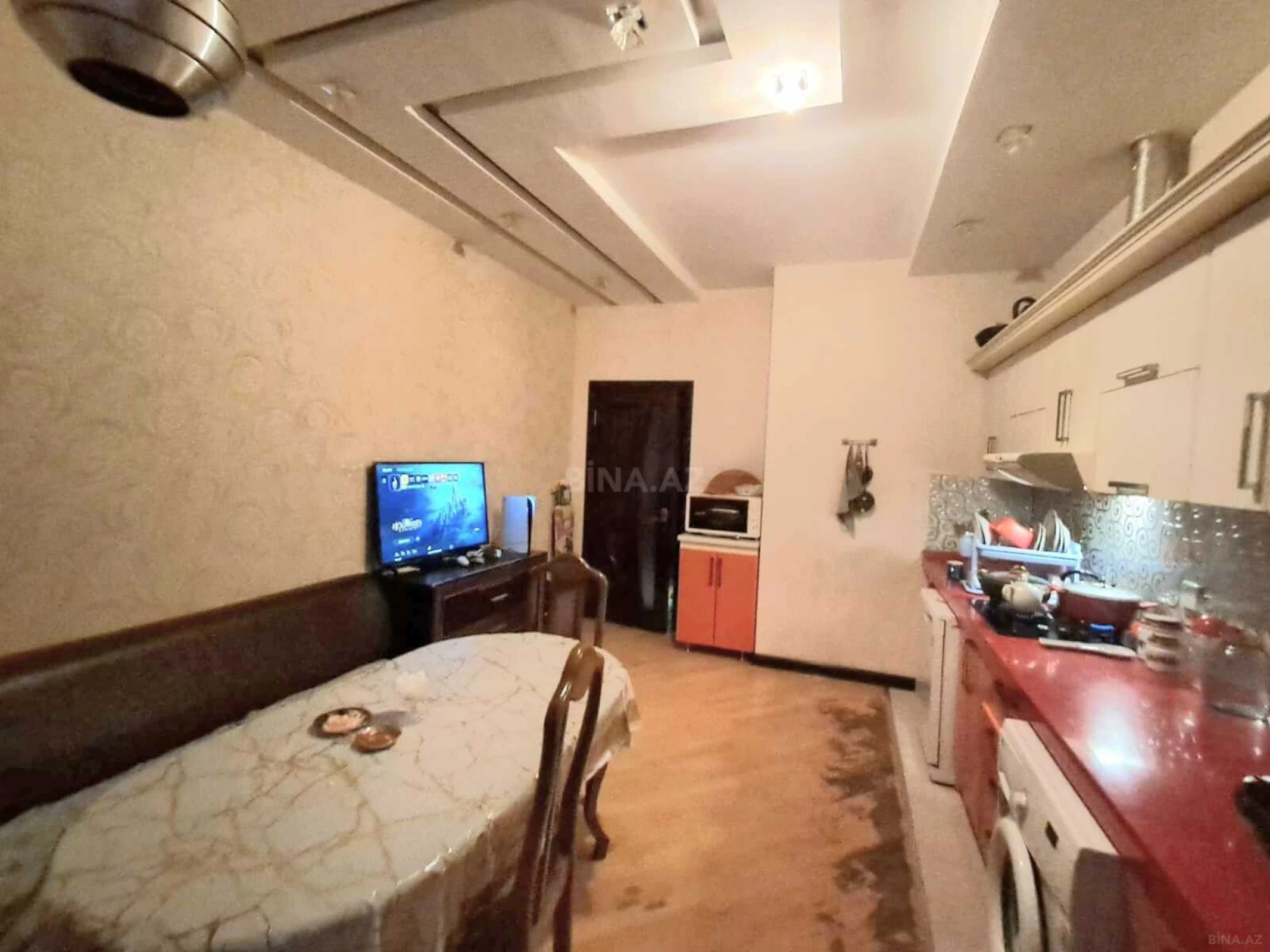 Satılır 2 otaqlı mənzil 99 m²