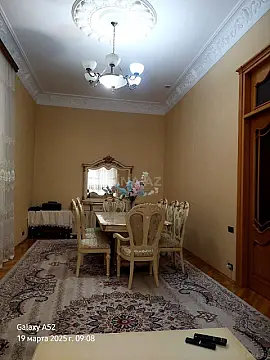 Satılır həyət evi 252 m²