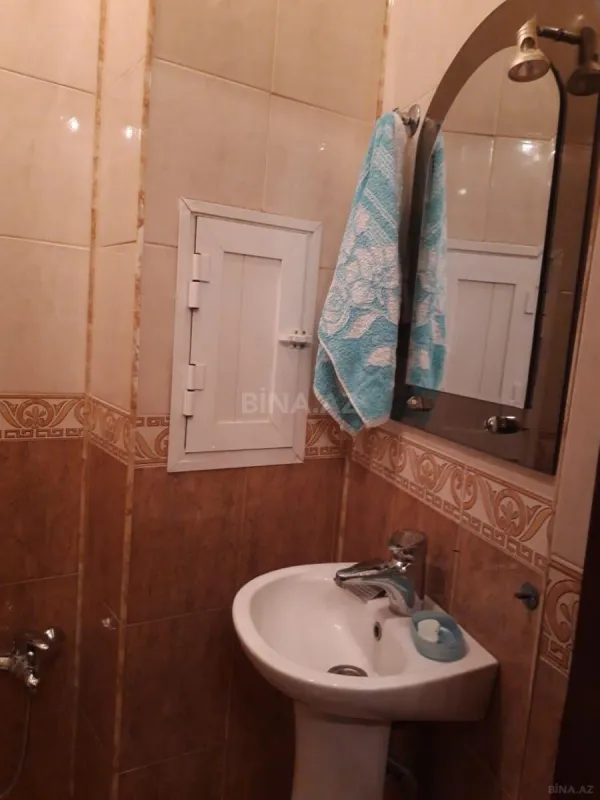 Satılır 2 otaqlı mənzil 77 m²