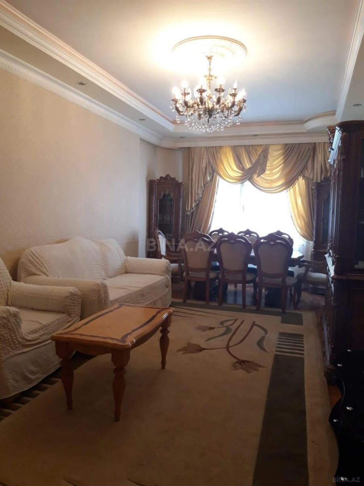 Satılır 2 otaqlı mənzil 77 m²