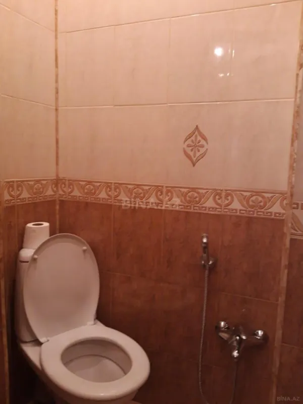 Satılır 2 otaqlı mənzil 77 m²