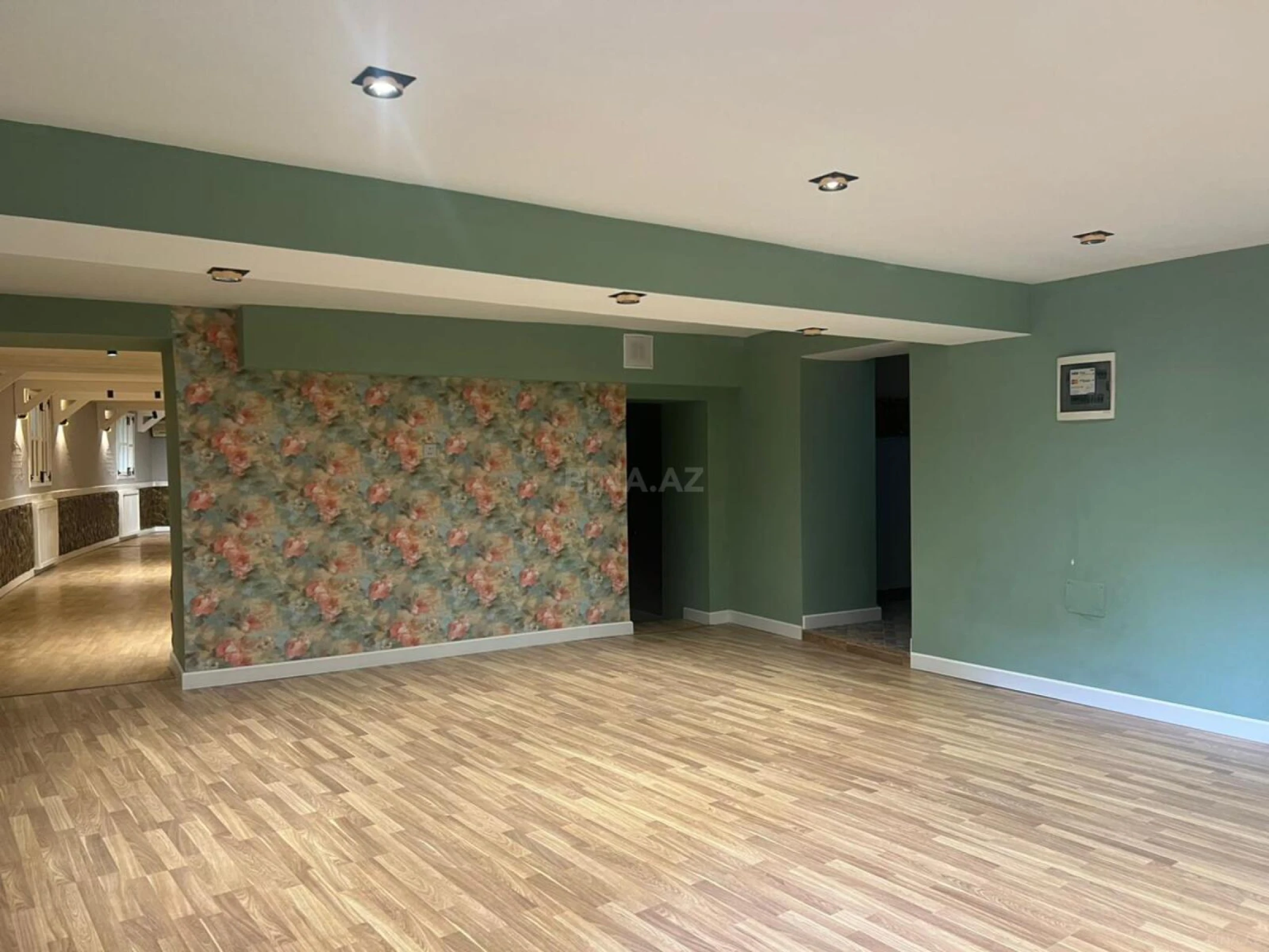 Kirayə verilir obyekt 200 m²