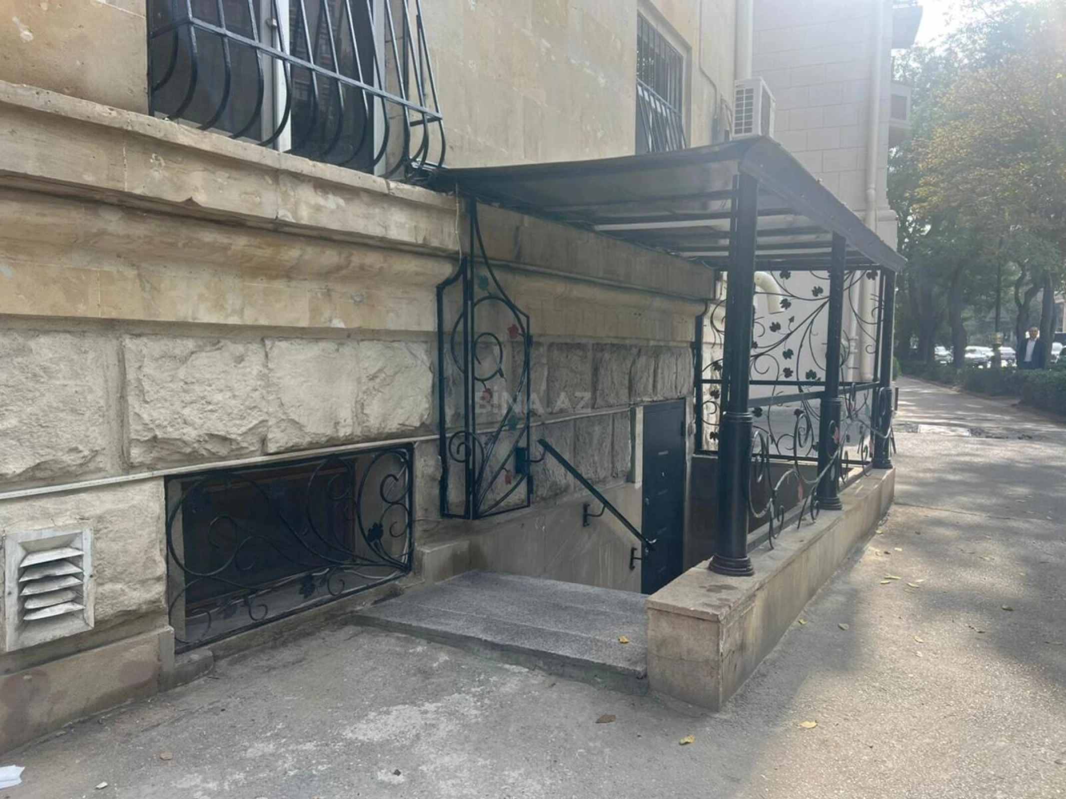 Kirayə verilir obyekt 200 m²