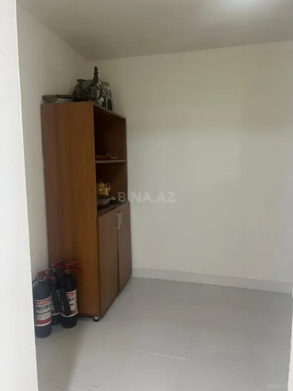 Kirayə verilir obyekt 200 m²