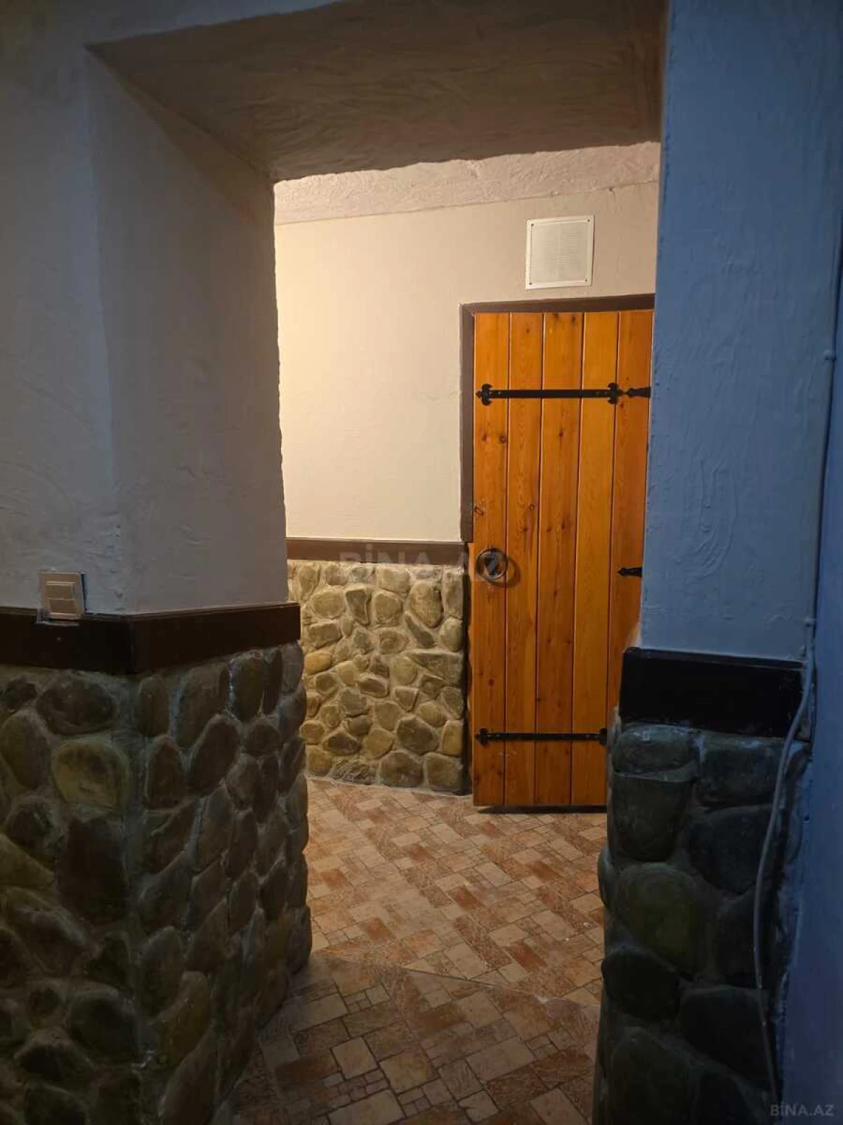 Kirayə verilir obyekt 200 m²