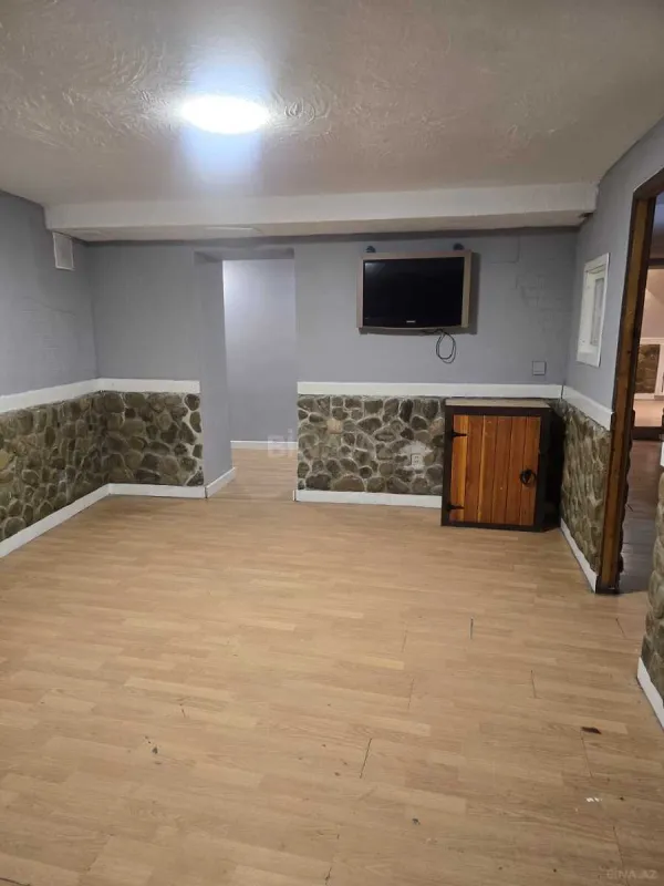 Kirayə verilir obyekt 200 m²