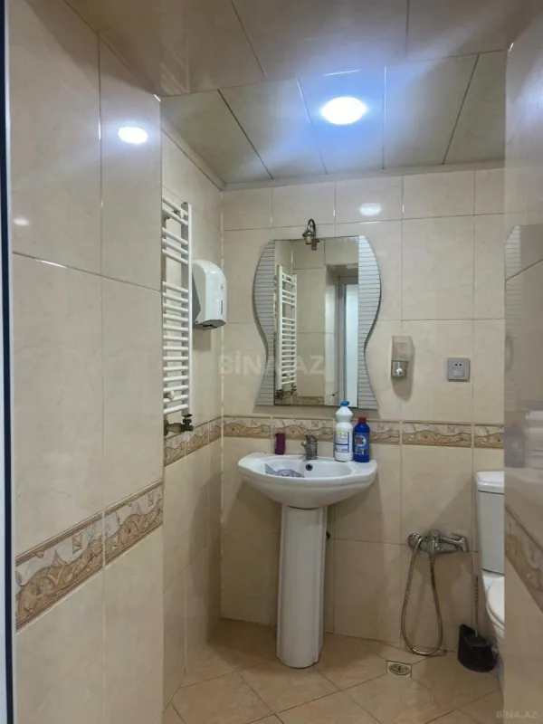 Kirayə verilir obyekt 200 m²