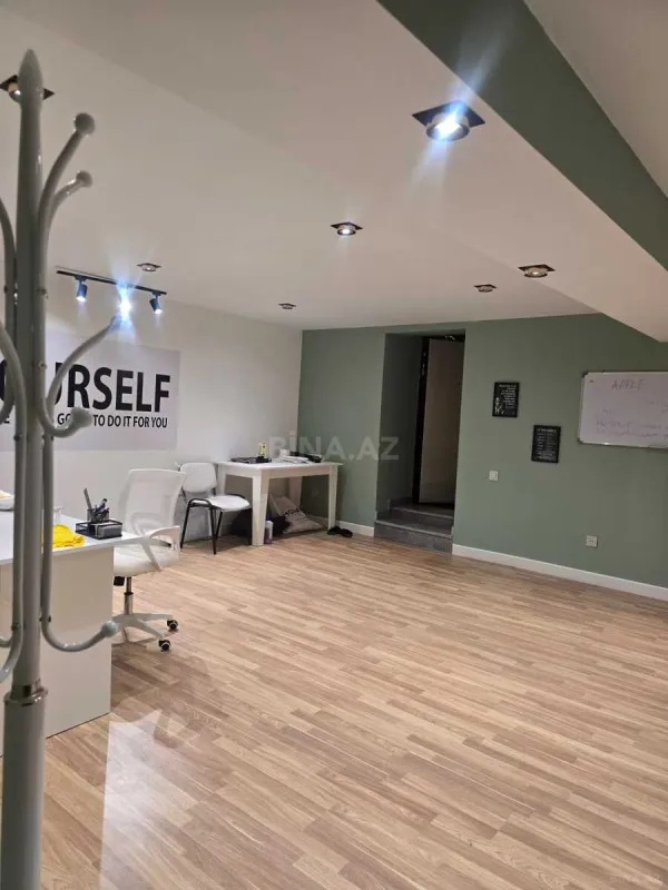 Kirayə verilir obyekt 200 m²