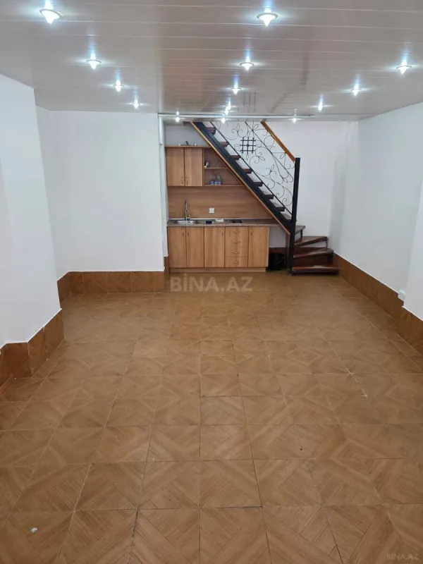 Kirayə verilir 2 otaqlı ofis 65 m²