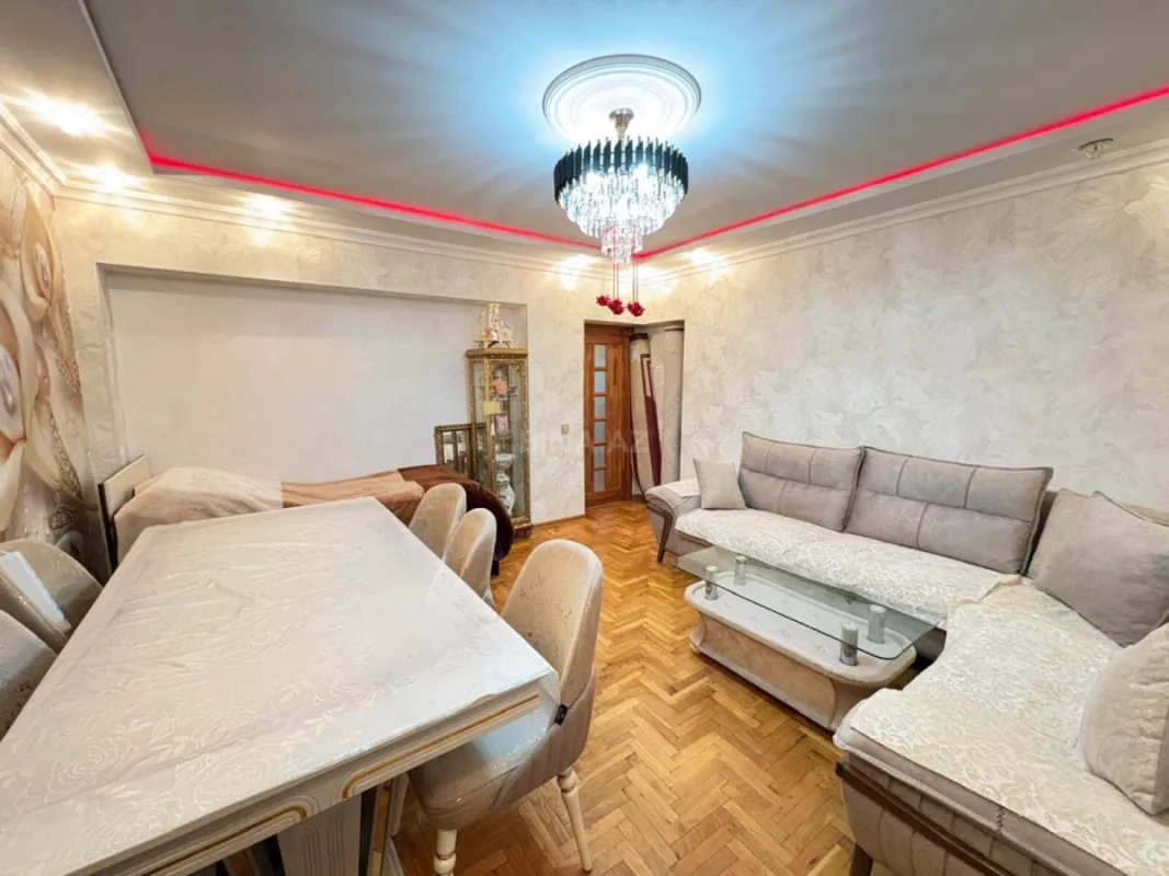 Satılır 3 otaqlı mənzil 85 m²