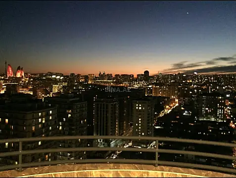 Satılır 4 otaqlı mənzil 245 m² — Bakı, Nizami 4 otaq 245.00 m²