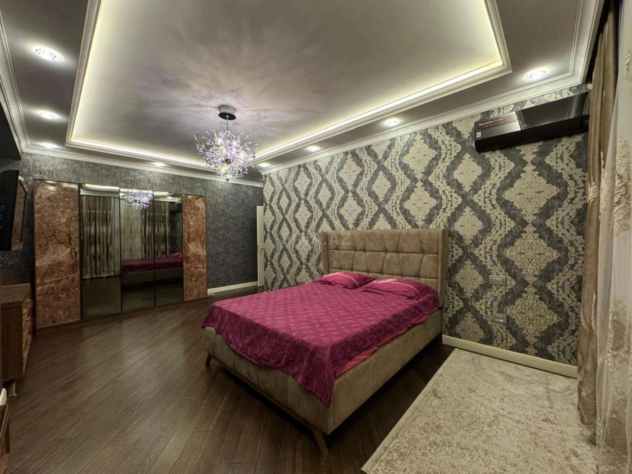 Kirayə verilir 3 otaqlı mənzil 150 m²