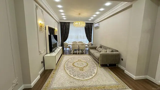 Satılır 2 otaqlı mənzil 85 m² — Bakı, İnşaatçılar 2 otaq 85.00 m²