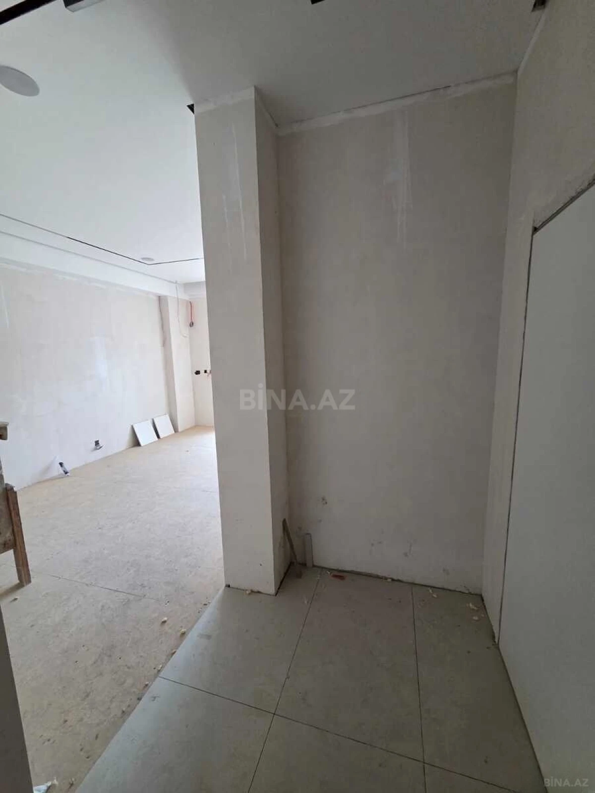 Satılır 2 otaqlı mənzil 60 m²