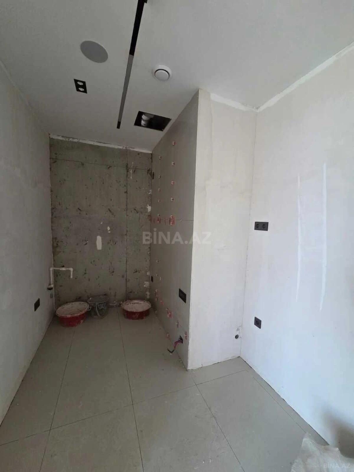 Satılır 2 otaqlı mənzil 60 m²