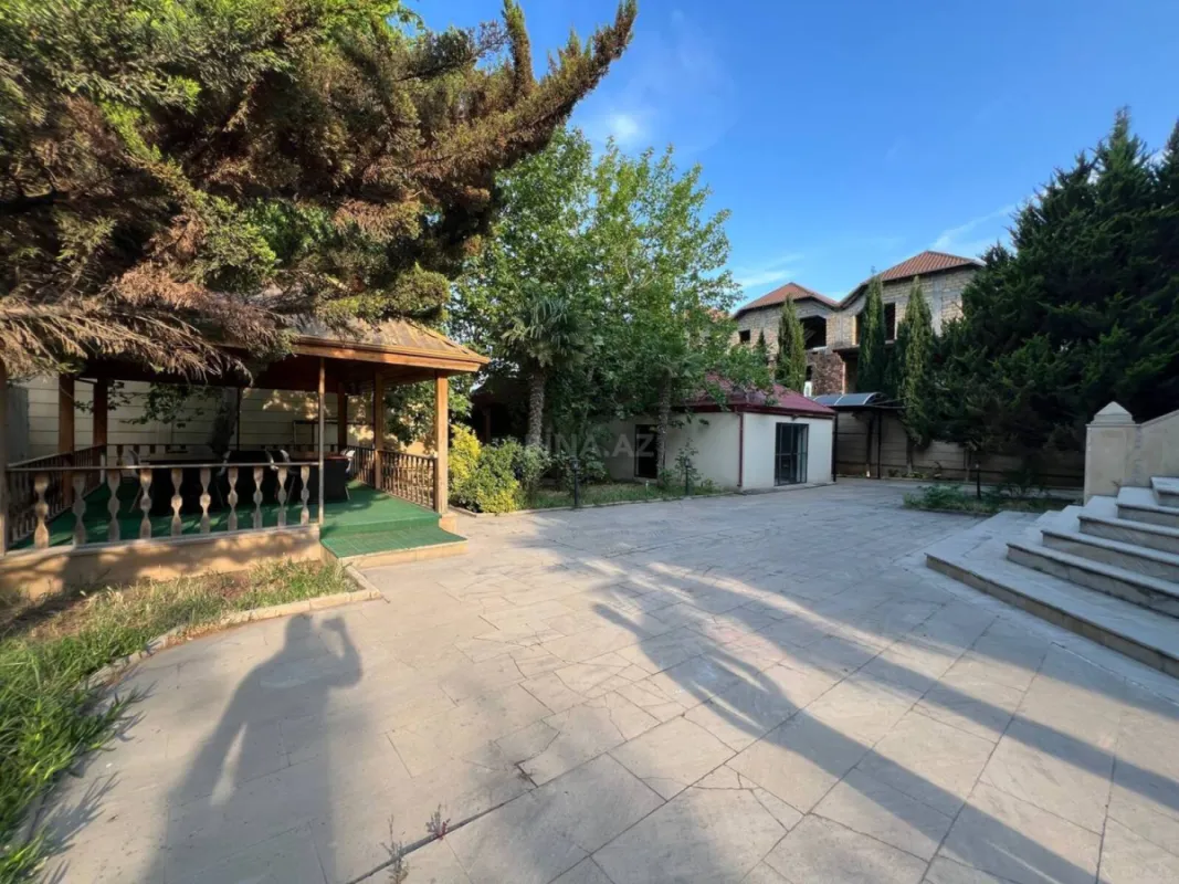 Kirayə verilir 17 otaqlı ofis 900 m²