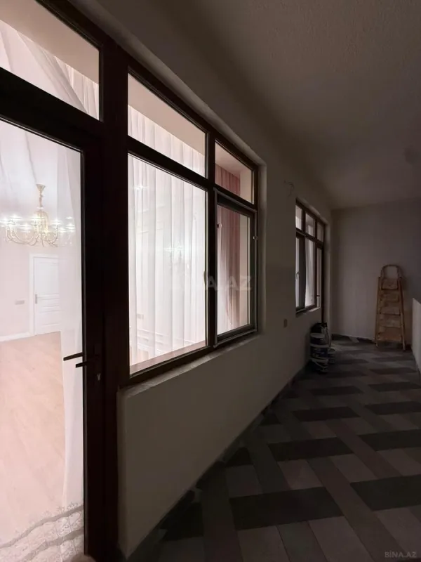 Satılır 2 otaqlı mənzil 68 m²
