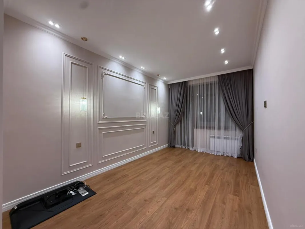 Satılır 2 otaqlı mənzil 68 m²