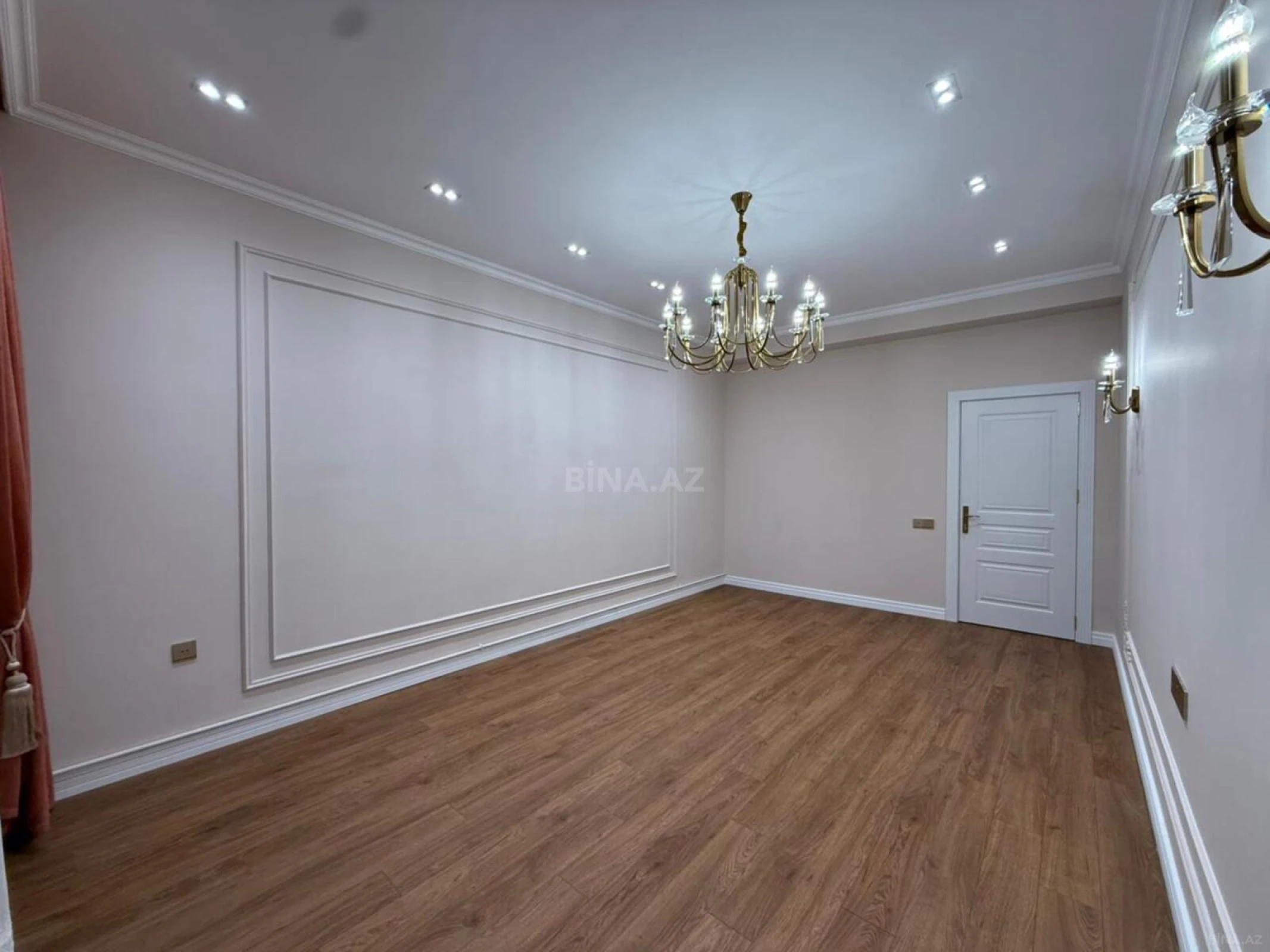 Satılır 2 otaqlı mənzil 68 m²