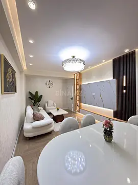 Satılır 3 otaqlı mənzil 135 m²