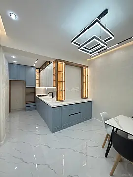 Satılır 3 otaqlı mənzil 135 m²