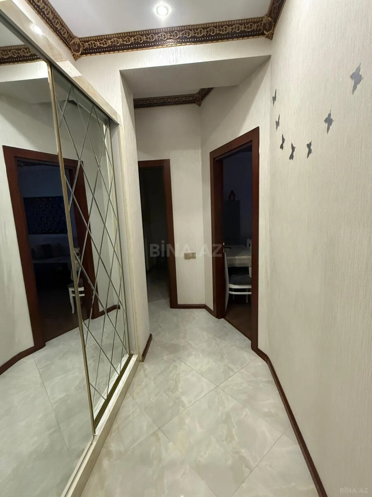 Kirayə verilir 2 otaqlı mənzil 55 m²