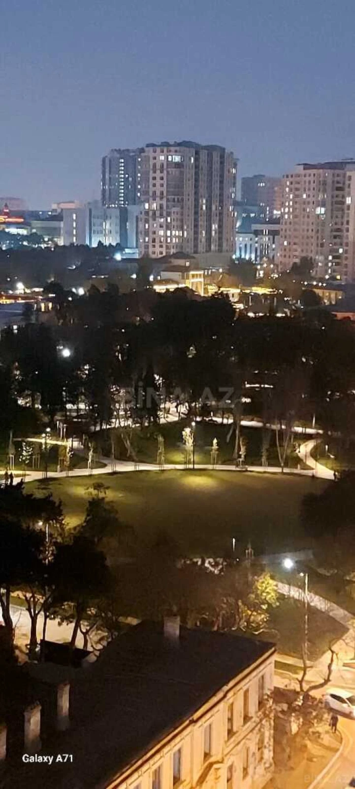 Satılır 3 otaqlı mənzil 85 m²