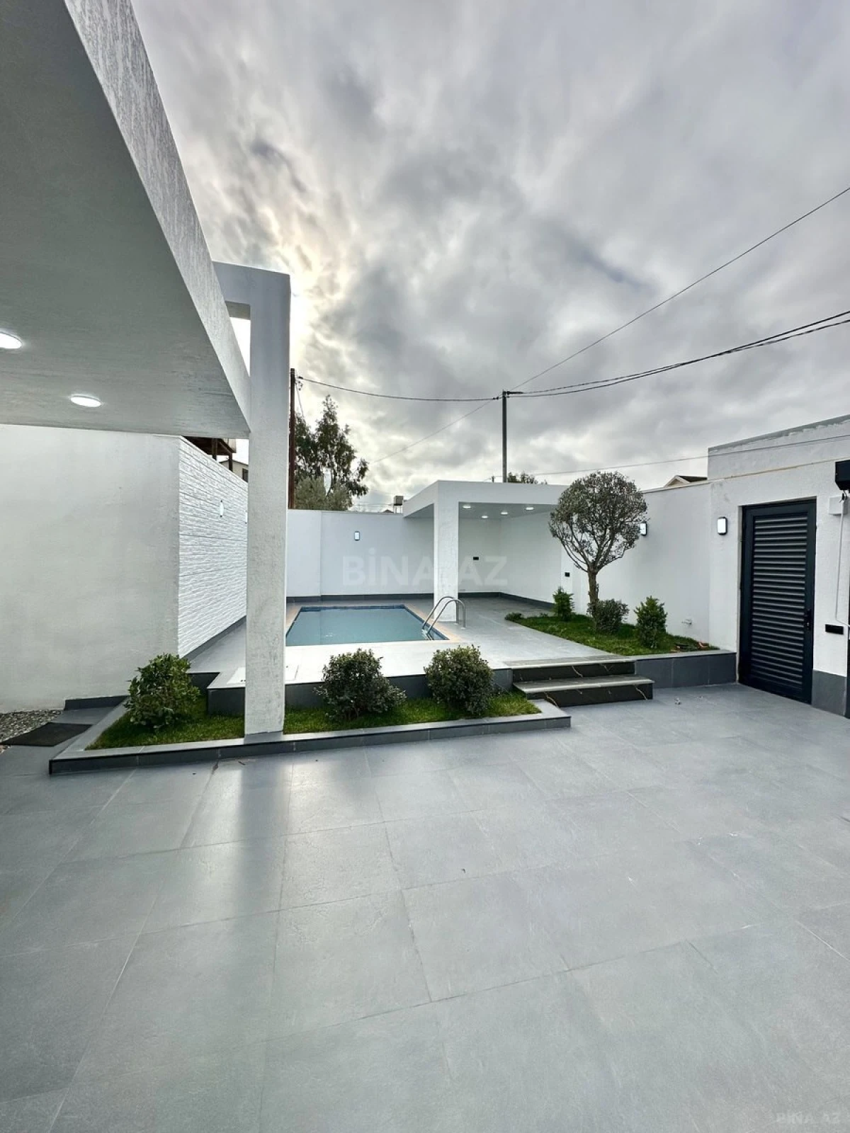 Satılır 4 otaqlı həyət evi 120 m²