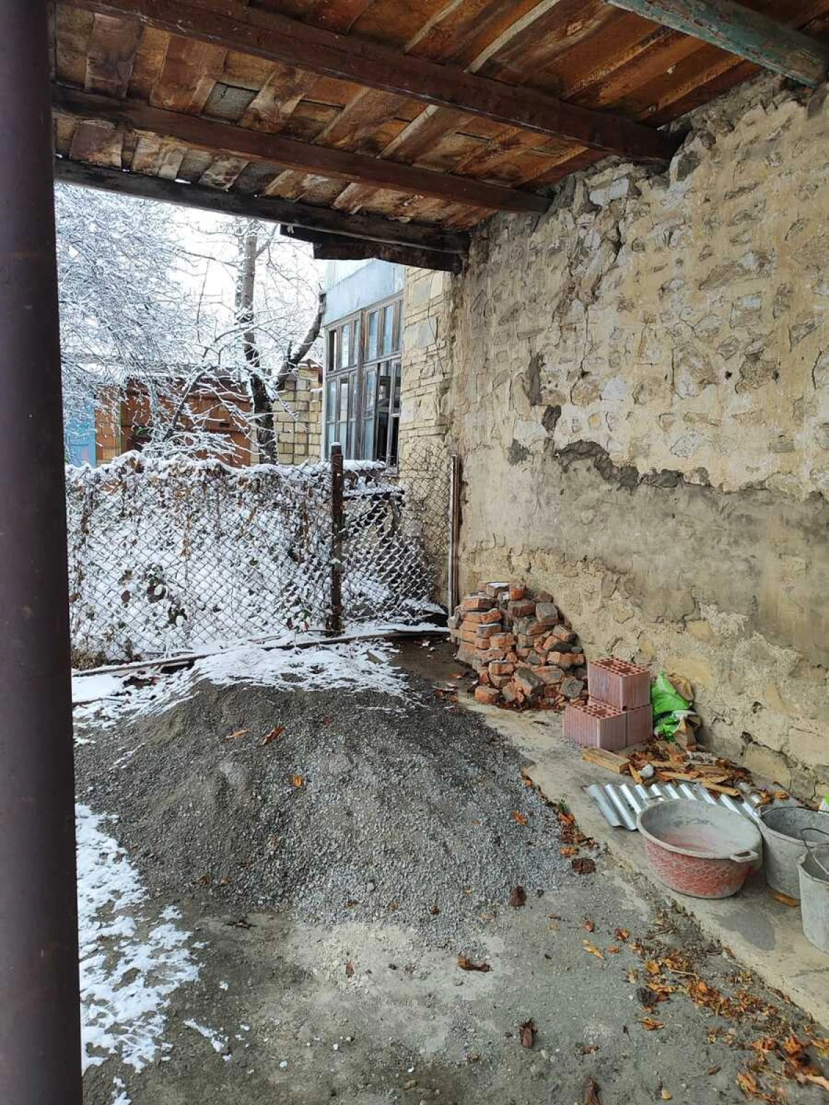 Satılır 3 otaqlı həyət evi 150 m²