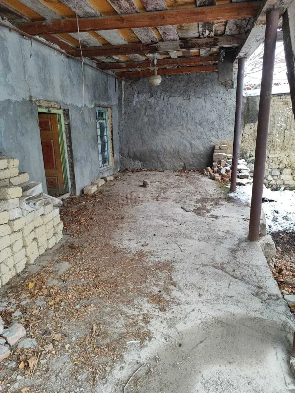 Satılır 3 otaqlı həyət evi 150 m²