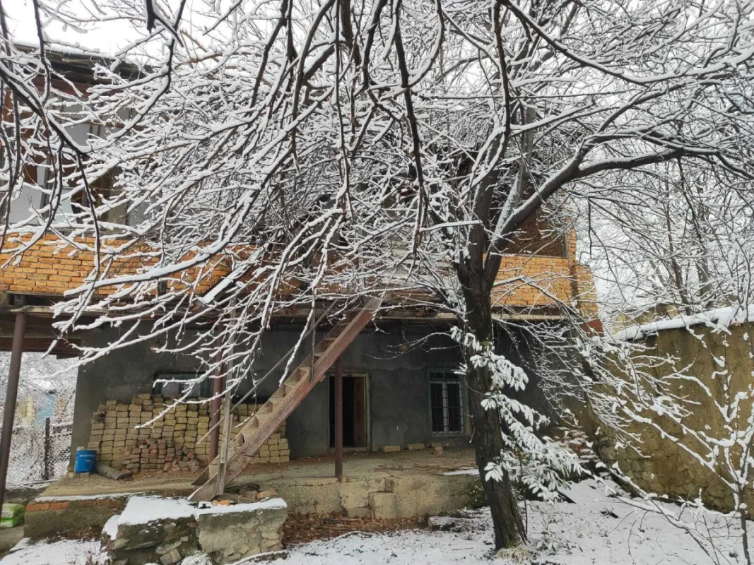 Satılır 3 otaqlı həyət evi 150 m²