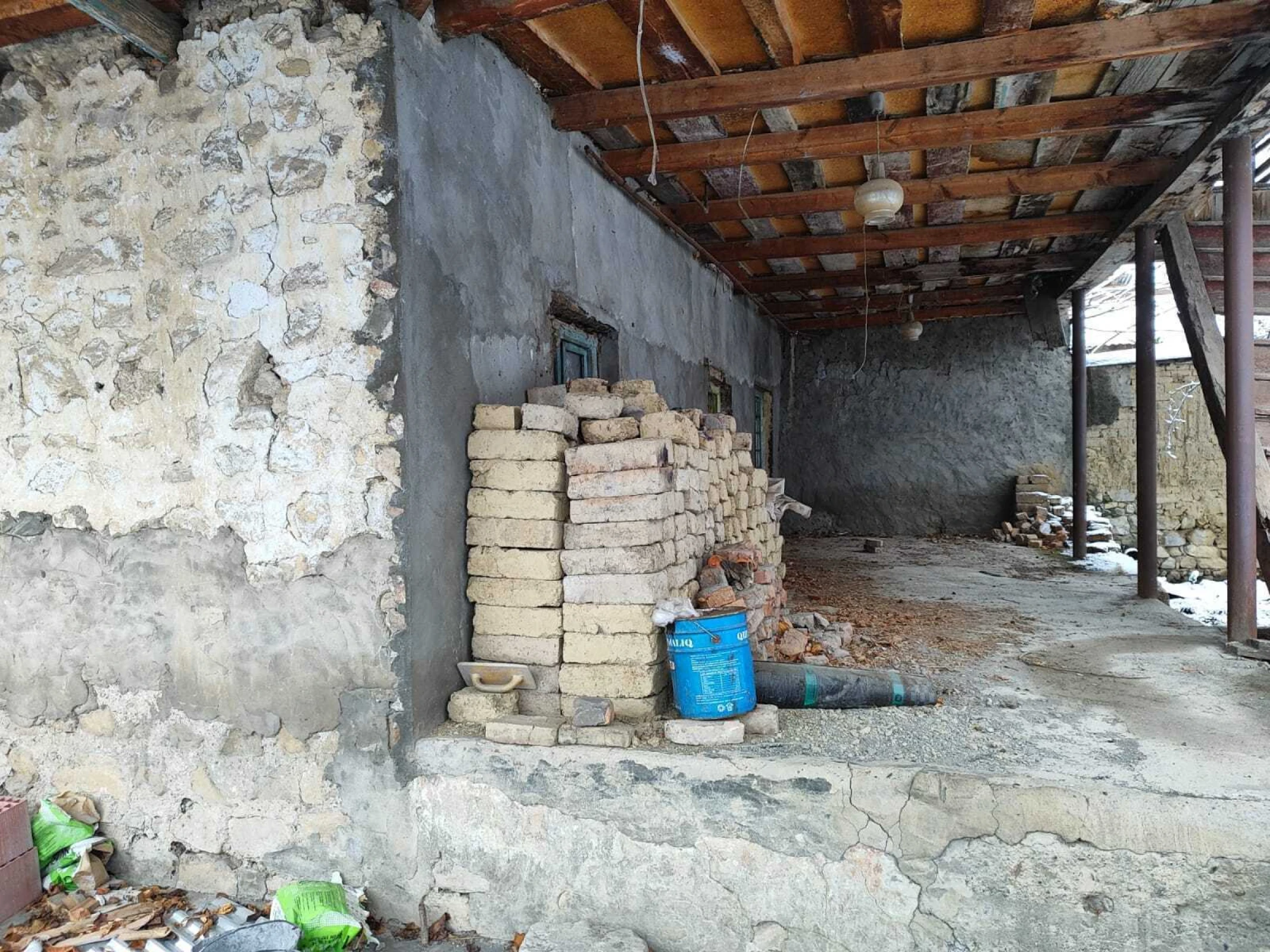 Satılır 3 otaqlı həyət evi 150 m²