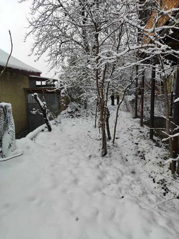 Satılır 3 otaqlı həyət evi 150 m²