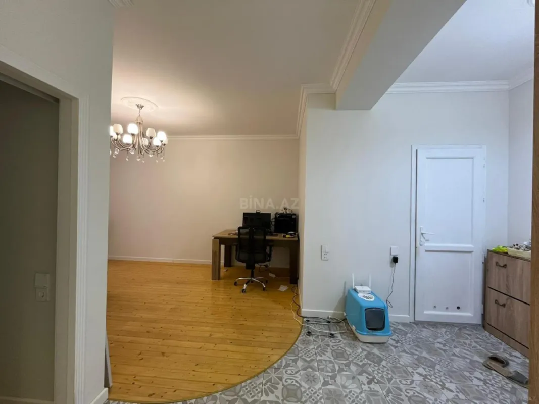 Satılır 2 otaqlı mənzil 58 m²