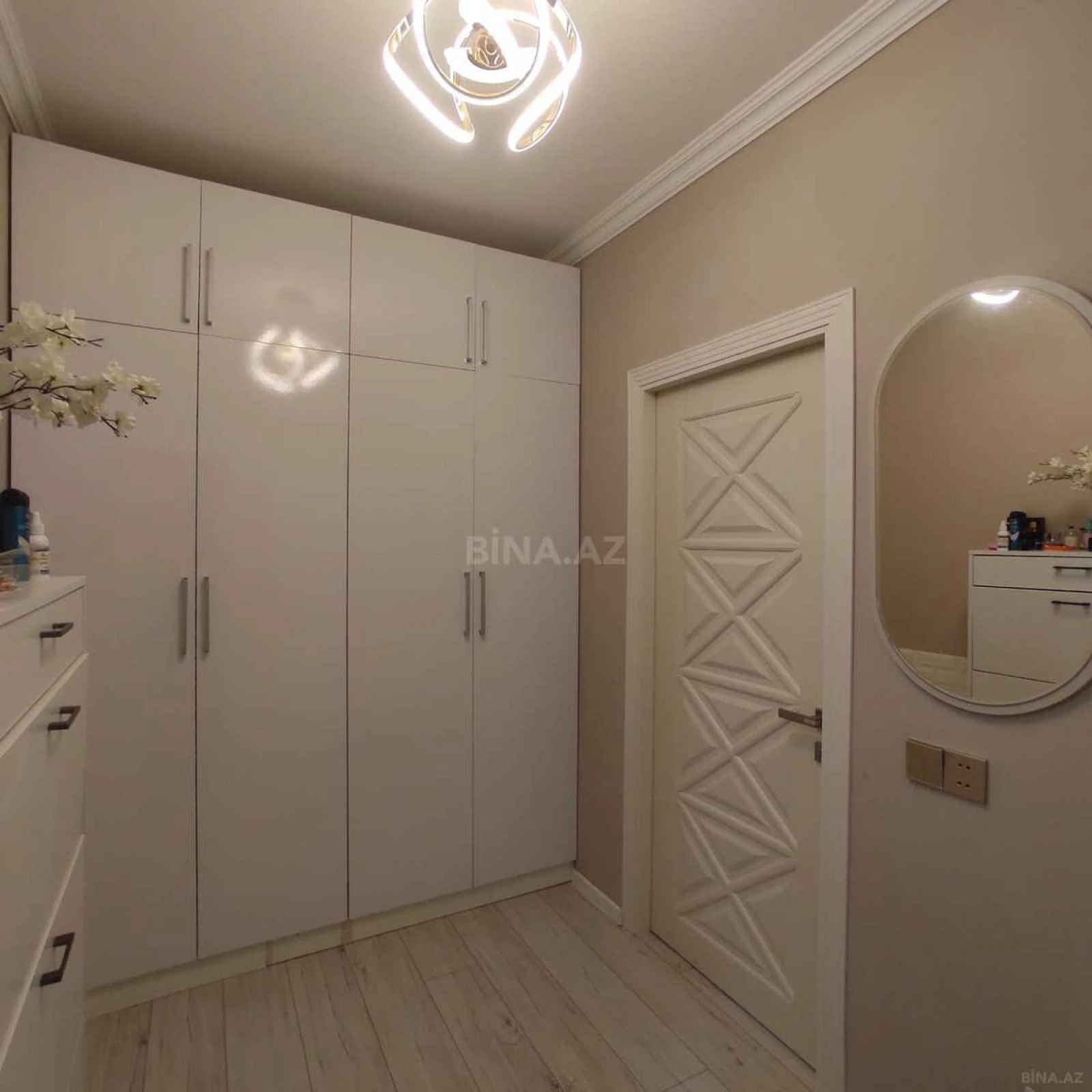 Satılır 3 otaqlı mənzil 60 m²