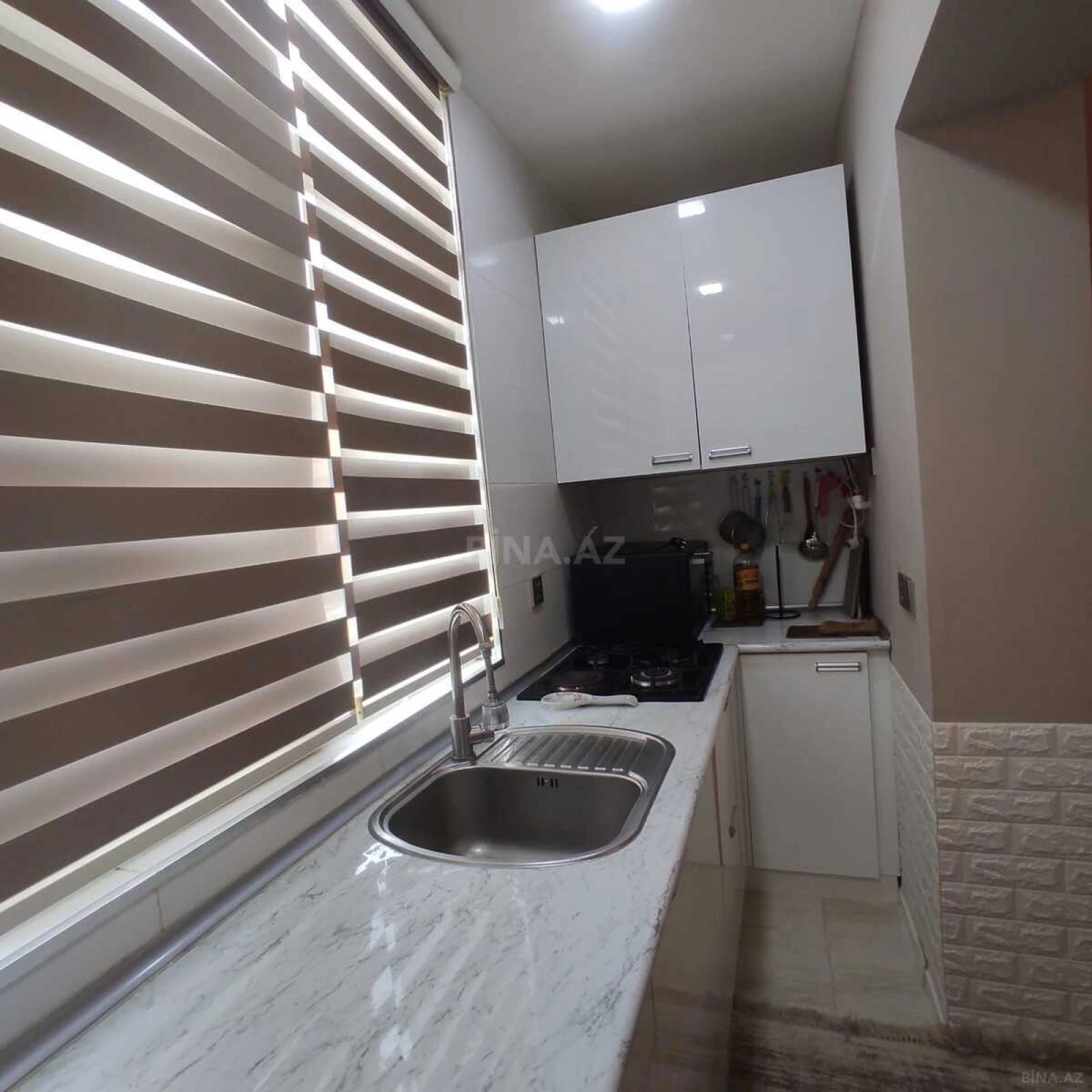 Satılır 3 otaqlı mənzil 60 m²